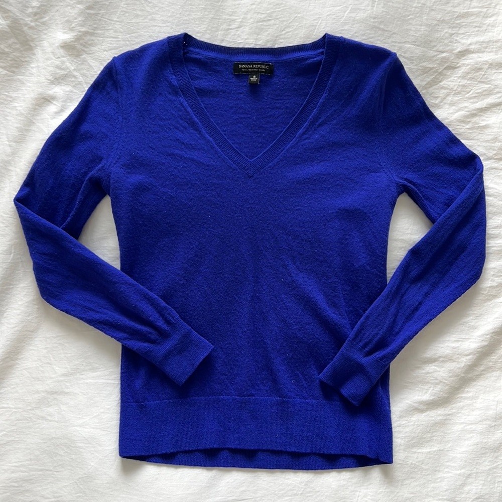 Banana republic wool v-neck sweater